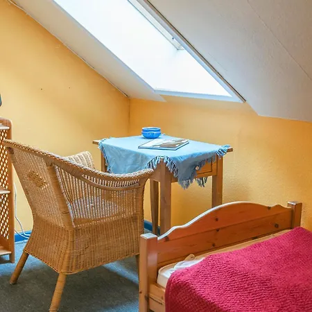 Eddie Apartment Taarstedt
